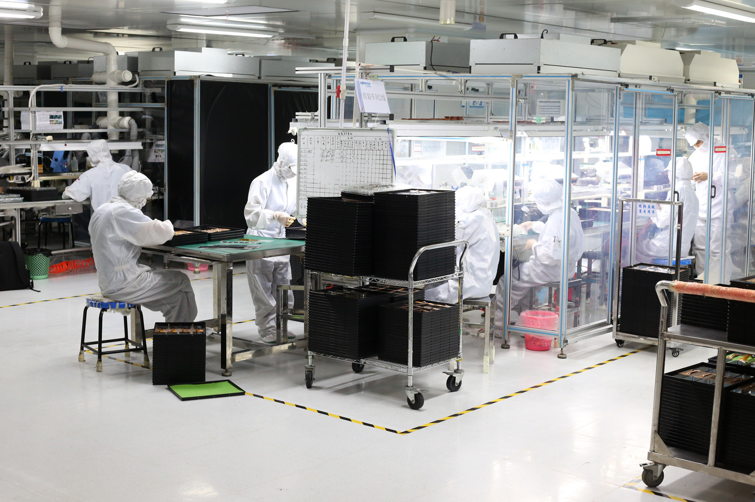 lcd顯示屏廠家，助力終端廠商快速投入生產(chǎn)【海飛智顯】